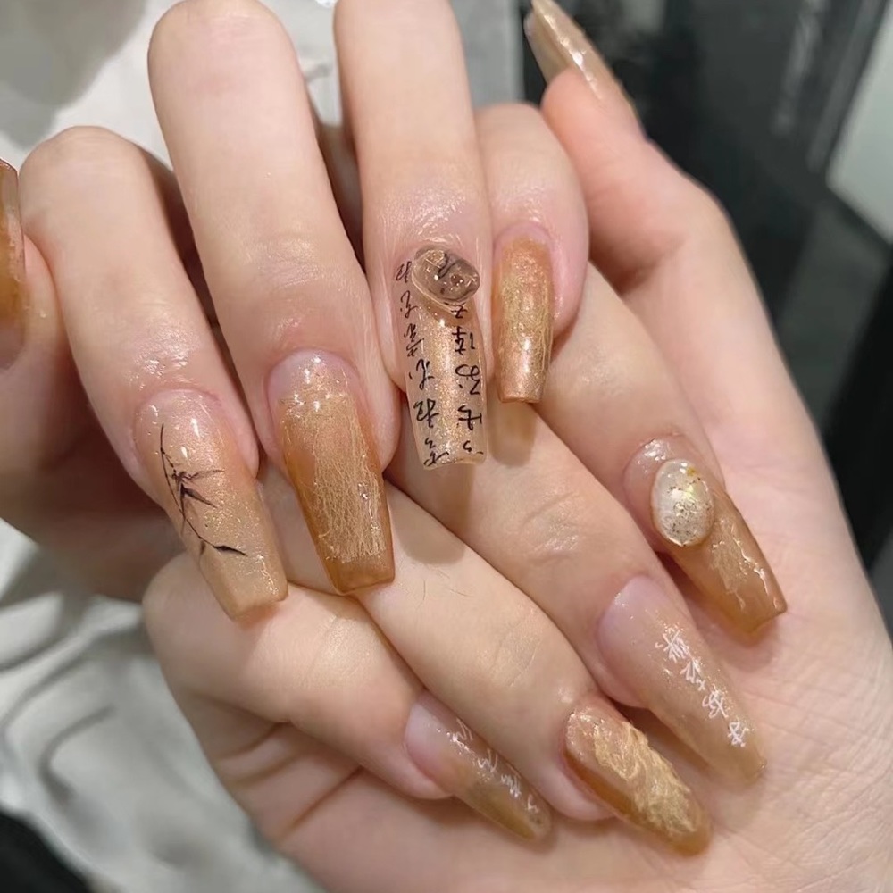 Press-on Nails